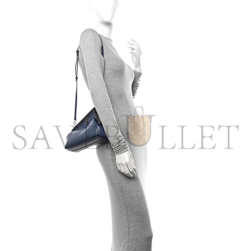 F**di shiny nappa snakeskin small F**di first mirto 8bp129agwrf04ql (26*18*9.5cm)